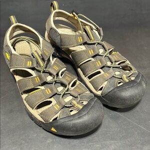 Keen Newport H2 Sandal - MENS - Size 11